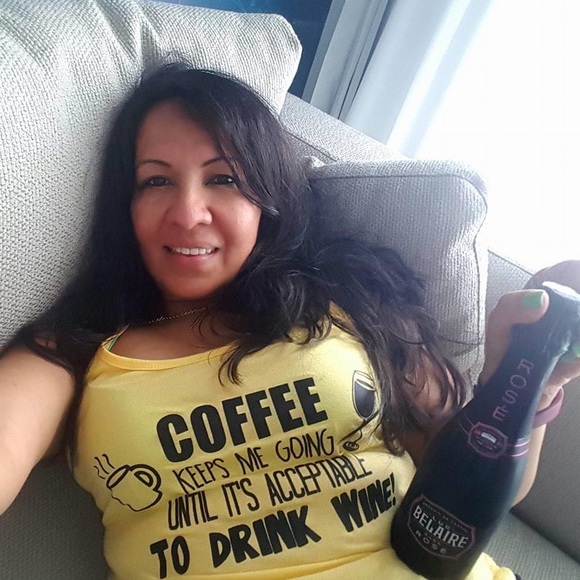 Brand New tank top "Coffee keeps me going..." - Picture 2 of 4